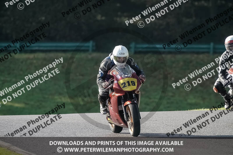 cadwell no limits trackday;cadwell park;cadwell park photographs;cadwell trackday photographs;enduro digital images;event digital images;eventdigitalimages;no limits trackdays;peter wileman photography;racing digital images;trackday digital images;trackday photos